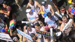 สงกรานต์สีลม พื้นที่ของ LGBT จริงหรือ!?