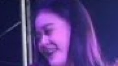 คลิปการแสดงสด “ผู้สาวขาเลาะ” ของสาวลำไย ไหทองคำ ยอดวิว 4 ล้านกว่า!!!