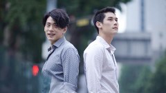 เห็นกันในภาพยนตร์ รักของเรา the moment แล้วอยากให้ เวิร์คพอยต์ สร้างซี่รีย์เรื่องยาวๆแนวชายรักชายสักเรื่องจัง ขอ นางเอกเป็นคนนี้นะ โก้ วศิน