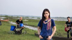 นี่ไงคนแต่งเพลง ‘ผู้สาวขาเลาะ’ เป็นสาวน้อยอายุแค่ 16 ปีเอง