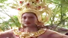 สาธุรัวๆๆ ก่อนหวยออก พ่อปู่ศรีสุทโธ เจ้าย่าศรีปทุมมา เลขเข้าเต็มๆ กับการฟ้อนขอหวยที่คำชะโนด (คลิป)