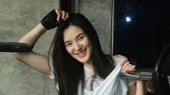 ปันปัน ดาราผิวขาวโอโม่ อวดกล้ามหน้าท้องสวยๆ คือดี !