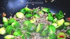 แชร์เมนู "ผัดกะหล่ำดาวหมูสับ"