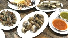 ร้านนี้จัดว่าเด็ด! เด็กเสิร์ฟออกมาเต้นฟาดงูให้ดู...แซ่บบ!