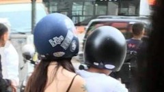 เห็นข้างหลัง หนุ่มๆอุทานลั่น "นางฟ้าชัดๆ" แต่เมื่อหันหน้ามา ยิ่งอ้าปากค้างกันใหญ่