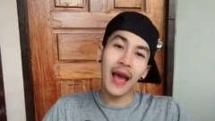 โอ้ย!! อยากจับใข่ ไขอะไรไปคิดดู หนุ่มหล่อโชว์ทีเด็ดเล่นแอฟ TIK TOK