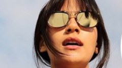 "คิมเบอร์ลี่ช็อก" ถูกแอบถ่ายใต้กระโปรง! ภาพหลุดว่อนเน็ต!