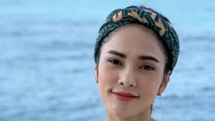 "อุ้ม ลักขณา" พาหุ่นท้อง 3 เดือน ใส่บิกินี่ แซบพริกหมดสวน..