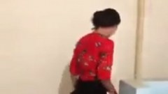 การเข้า "ส้วม" แบบ "พี่จีน"..!! (vี้ออกไหมเนี่ย)