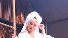 โอ้ววว ! เปิ้ล ไอริณ เปลือยกายรับลมร้อน