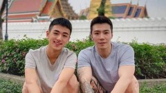 คู่รักต่างวัยชาวจีน หนุ่มใหญ่อายุ 37 กับเด็กหนุ่มอายุ 17 น่าร๊ากก☺️