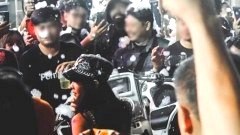 น้องแนท ล้างรถสุดวาบหวิว คนถาโถม จนต้องหยุดโชว์ รมต.เห็นคลิป สั่งเอาผิดอนาจาร