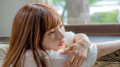 โมเอะ เล็กๆ บางๆ ขาวสวย ภาระกิจทดสอบจิตใจเหล่าสต๊าฟพนักงานที่อยู่ในกองถ่าย