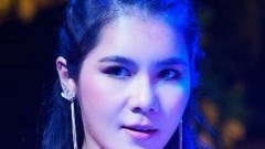 เที่ยงแล้ว "แนท เกศริน" เอานมมาฝาก ดื่มนมเยอะๆนะ