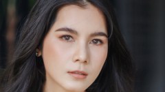 "แนท เกศริน" คั้นกะทิสดๆ..มะพร้าวเป็นลูกๆ