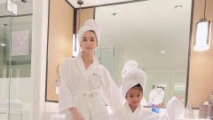 “โบ แวนด้า” แท็กทีม “น้องมะลิ” เที่ยวทะเลเสิร์ฟความเซ็กซี่เบาๆ คุณแม่ก็สวยคุณลูกก้น่ารัก ฉันละหลงรักเลยยย❤️❤️