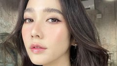 หุ่นเป๊ะเวอร์! "อั้ม พัชราภา" อยู่บ้านโพสต์คลิปออกกำลังกาย