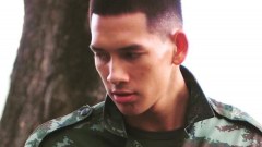 ทหารหล่อๆ ล้ำๆ น่าหม่ำกันไหมครับ อาหาว่างก่อนมื้อเที่ยงครับ