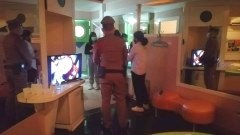 อึ้บแลกเกรด! จับครูคาม่านรูด พาเด็กสาวหลับนอน แลกเกรดเรียน