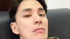 แทค ภรัณยู นักแสดงหนุ่มสายถอก