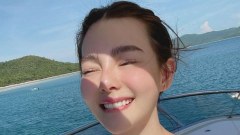 ดิว-อริสรา อวดหุ่นสวยเป๊ะปัง!!!แซ่บ!!!แบบต่อเนื่อง^_^