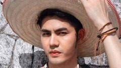 Atom Maneekeaw นายแบบหล่องานดี กล้ามโต ของแน่น!!!