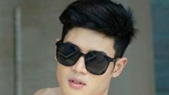 อุ้ย!ตี๋ขาวอกแน่น!กล้ามปูแถมซิกแพคสวยอีก!!!!