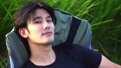 จุดเด่นที่มองเห็น "ท็อป เทวินทร์" นักแสดงหนุ่มหล่อล่ำ มาดดี ออกเซอร์ๆ