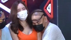 เปิดวาร์ป "น้องเบบี๋" สาวที่ถูก "โหน่ง ชะชะช่า" โอบกอด หน้าซุกคอ