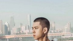 เปิดวาร์ป ซิกแพคแน่น โชว์เนื้อเน้นๆ 18+
