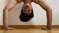 หนุ่มโชว์ ออกกำลังกาย "ท่ายาก" เห็นแล้ว ทำได้แค่มองจริงๆ