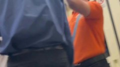 ลุงทำเซียน เอามือลูบของลับ หนุ่มเสื้อส้ม บนรถไฟฟ้า (มีคลิป)