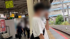 หนุ่มญี่ปุ่นร้อนจัด ใส่กางเกงสุดบางหวิว ขึ้นรถไฟฟ้า