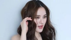 "ปันปัน" สวยแซ่บใส่ชุดสั้นแหวกอก แคปชั่น "หักคะแนนหน่อยค่ะ"