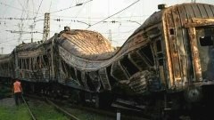 รัสเซียระเบิดสถานีรถไฟยูเครน สังหารอย่างน้อย 25 คน