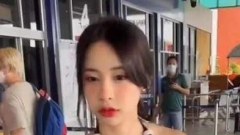 มองกันเป็นแถว!เมื่อดีเจสาวไทย ใส่ชุดนี้ไปเดินสนามบิน