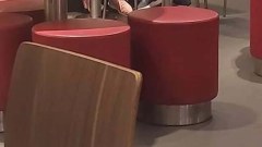 คู่หนุ่มสาวจูบกัน "กลางร้านแมคโดนัลด์" จนกลายเป็นไวรัล