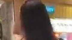 สาวสวยสุดเอ็กซ์ โดนมนุษย์ป้าด่า หลังแต่งตัวโป๊เดินห้าง
