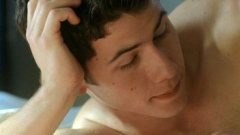 ห้ามพลาด! รวมรูปสุดสยิวทำใจสั่นจาก Nick Jonas บอกเลย เลือดกำเดาแทบใหล.