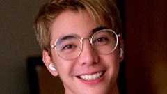 เปิดวาร์ป "เบส ibaze" หนุ่มหน้าหล่อ ผิวขาวใส อมชมพูทั้งตัว!!