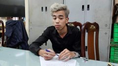 สาวถูกแฟนใช้มีดแทงหลายสิบครั้งบนถนน
