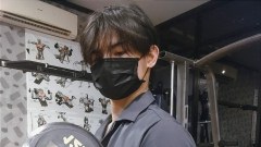งานดีมาก!! หนุ่มหล่อ เปิดเสื้อโชว์กล้ามแน่น เห็นแล้วใจสั่นเลย