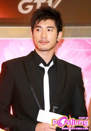 GODFREY TSAO จาก จีน