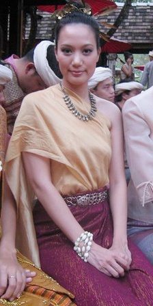 พี่น๊อตใส่ชุดไทยไปงานแต่งเพื่อน เลิศสุดๆ