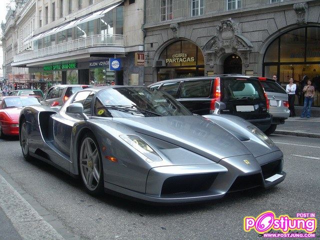 อันดับ4 Ferrari Enzo $670,000
