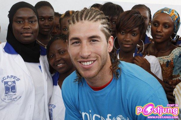 รามอสอีกหน่อย  หนุ่มผมยาวหล่อดี