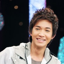 หล่อมั๊ยคราบ