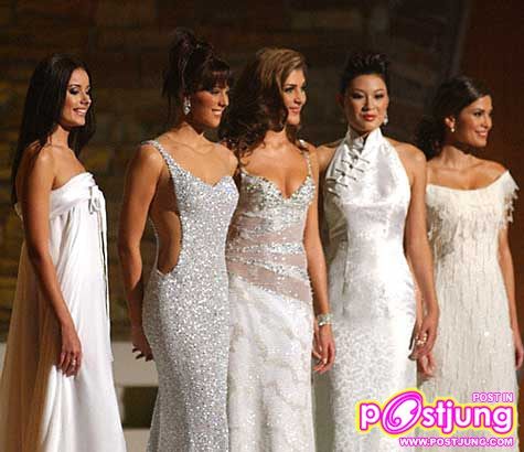 2002 (สีขาวทั้ง 5 คนเลย)