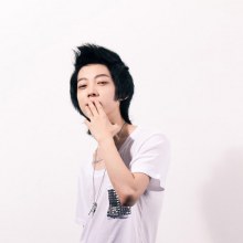 เค้าคนนี้ชื่อHara netidol เกาหลี่ค่ะ