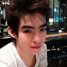 p'benz จากรายการ 2tango ค่ะ น่ารักมาก กำลังจะออกอาราบั้มกับแกรมมี่ด้วย^^ตอนนี้เป็นศิลปินฝึกหัดอยู่